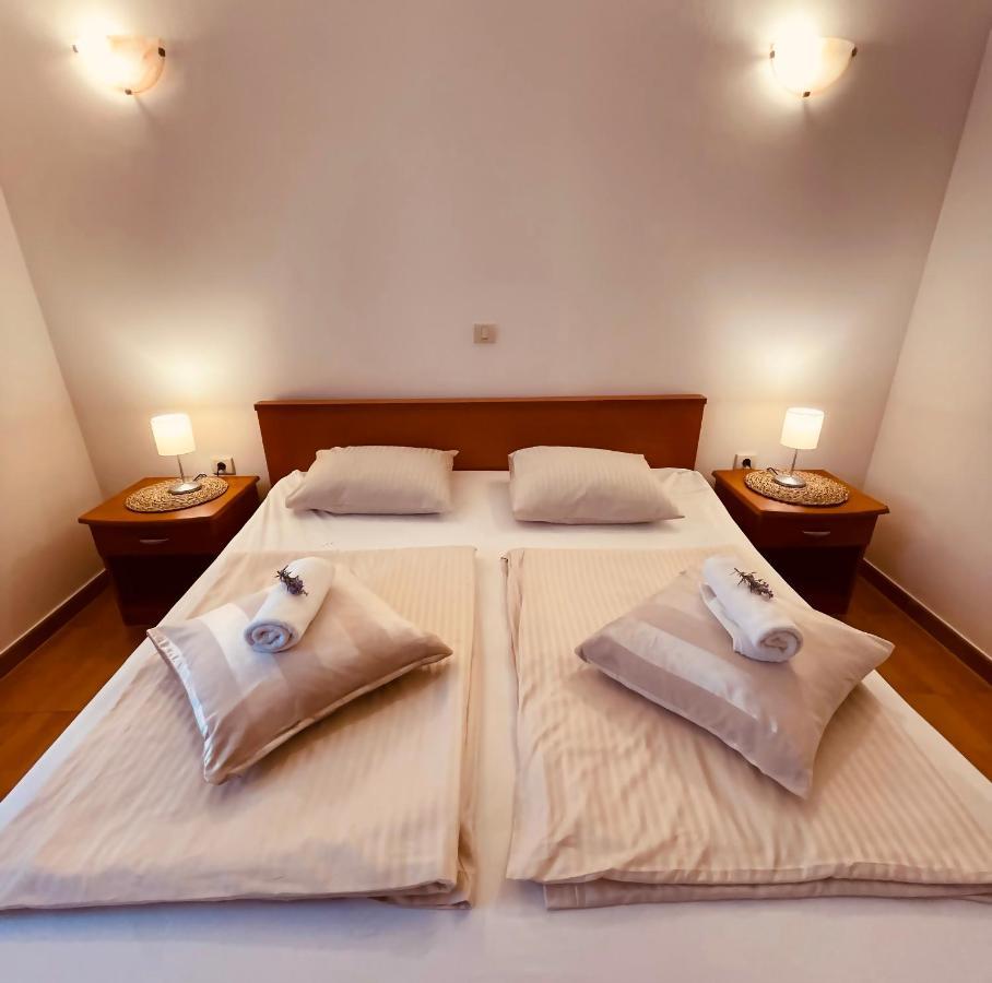 Apartments Stina 希杰·弗朗吉卡 外观 照片
