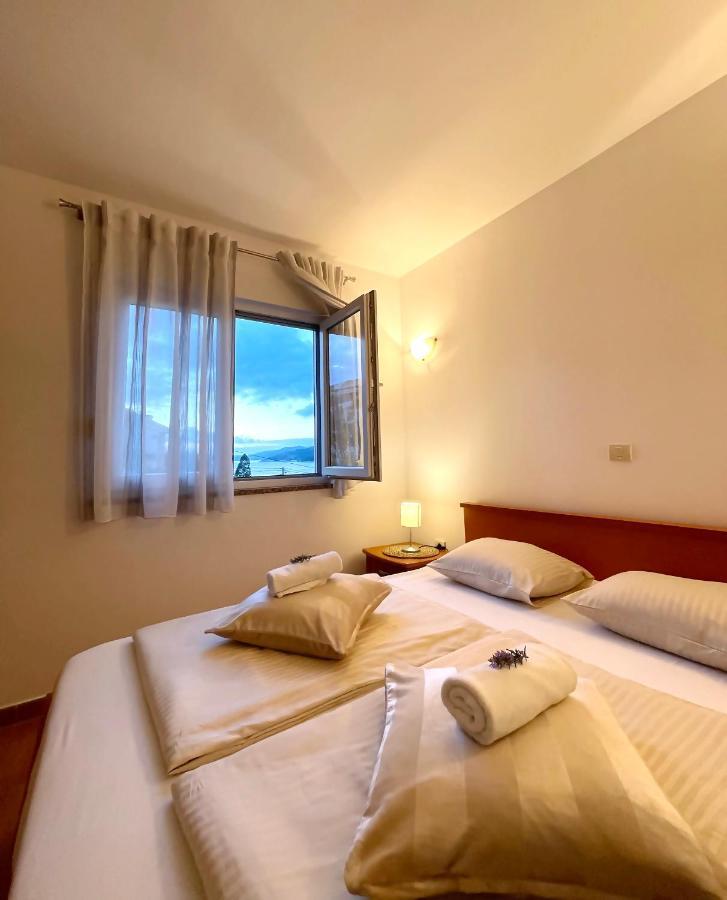 Apartments Stina 希杰·弗朗吉卡 外观 照片