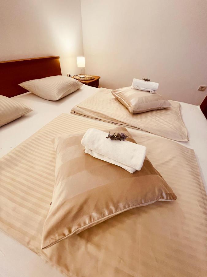 Apartments Stina 希杰·弗朗吉卡 外观 照片